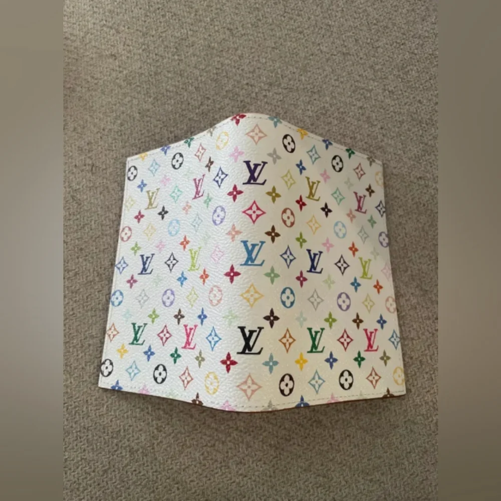 Louis Vuitton inches length